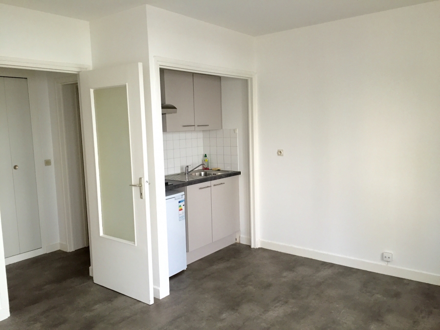 Brest Bellevue proche Facs studio  Etat Neuf 23 M2 