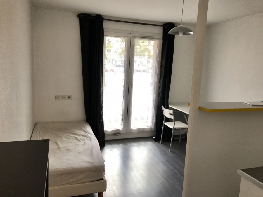 A louer Brest Kérinou/La Croix Rouge Studio 18 M2 Meublé