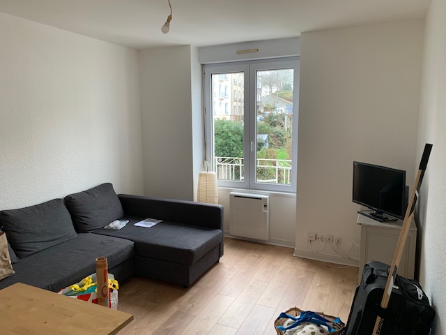 A louer Brest Rive Droite T2 quartier calme vue mer