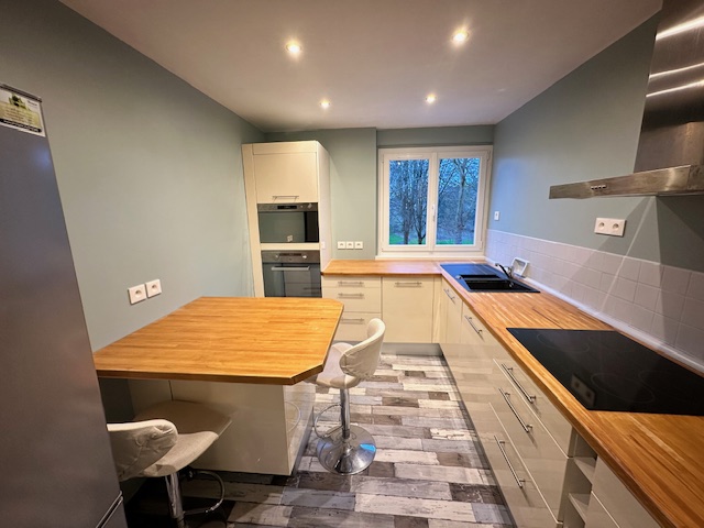 A louer T3 meublée+garage secteur Bellevue-Rives de Penfeld