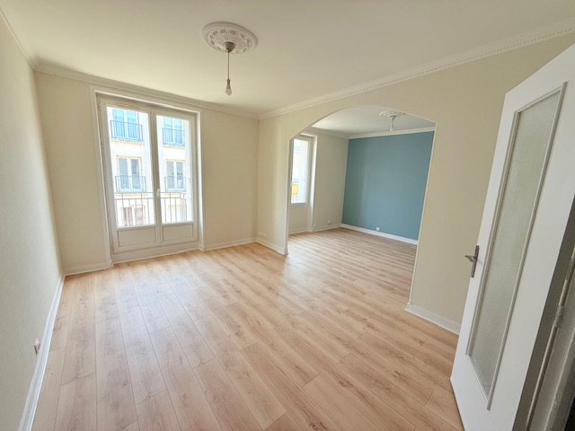 Brest Centre Siam T3 double salon/séjour 55 M2