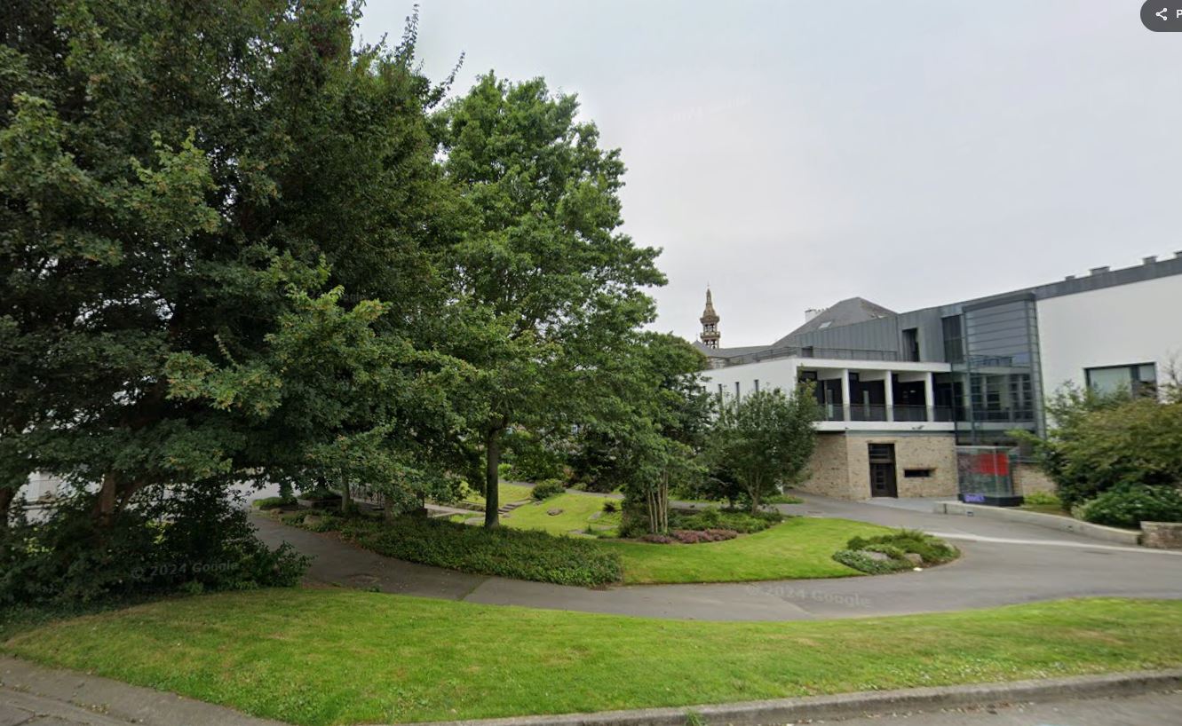 A VENDRE, BREST, QUATRE MOULINS, lot de trois appartements