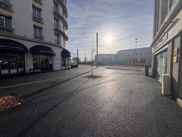 A LOUER BREST PLEIN CENTRE LIBERTE :  LOCAL COMMERCIAL 55m2 + CAVE